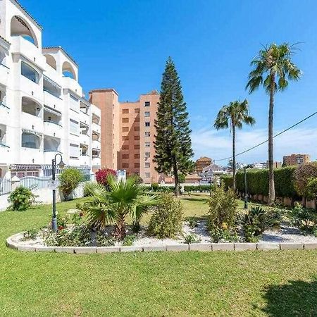 797 Holiday Rentals- Hermoso Apartamento Para 4 En Benalmádena Kültér fotó